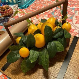 Lemon Decor